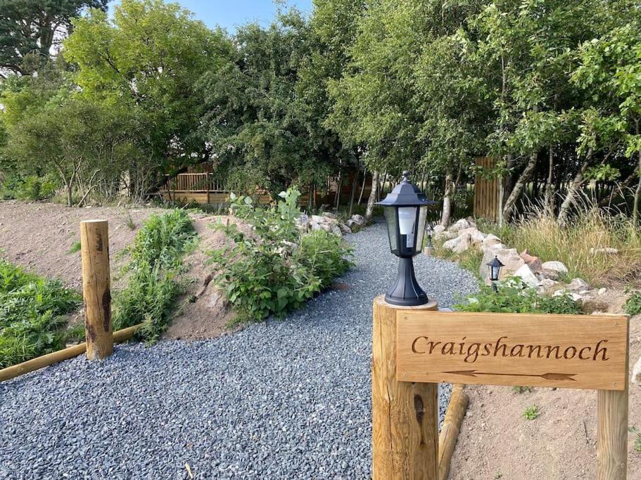Kintore Craigshannoch Luxury 1 Bed Woodland Lodge Hot Tub מראה חיצוני תמונה